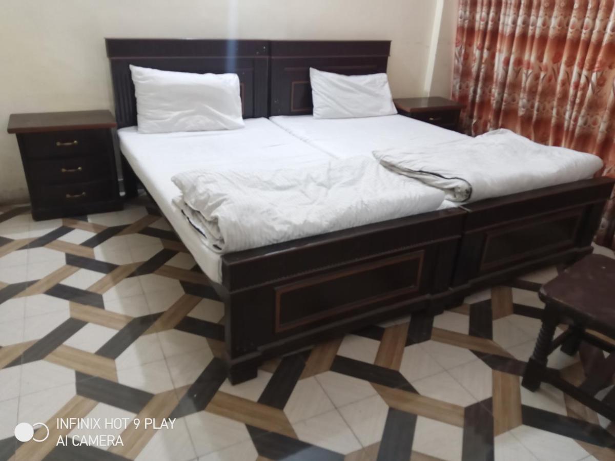Hotel De Grand راوالبيندي المظهر الخارجي الصورة