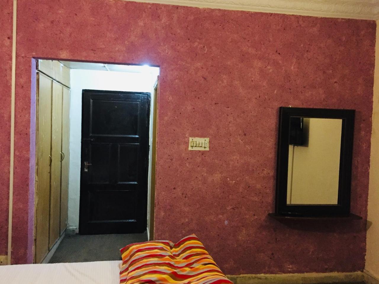 Hotel De Grand راوالبيندي المظهر الخارجي الصورة