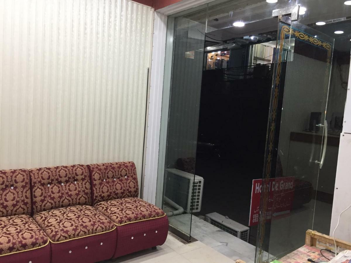 Hotel De Grand راوالبيندي المظهر الخارجي الصورة